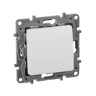 ETIKA Кнопка НО/НЗ белая 6АХ безвинтовые зажимы