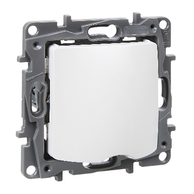 Вывод кабеля IP21 Etika с зажимом для кабеля белый